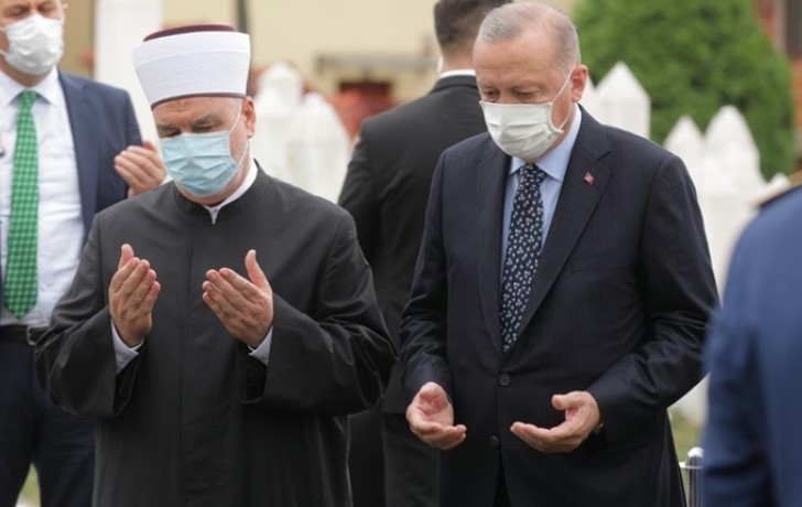 Erdoan posjetio Kovače i proučio Fatihu Aliji Izetbegoviću