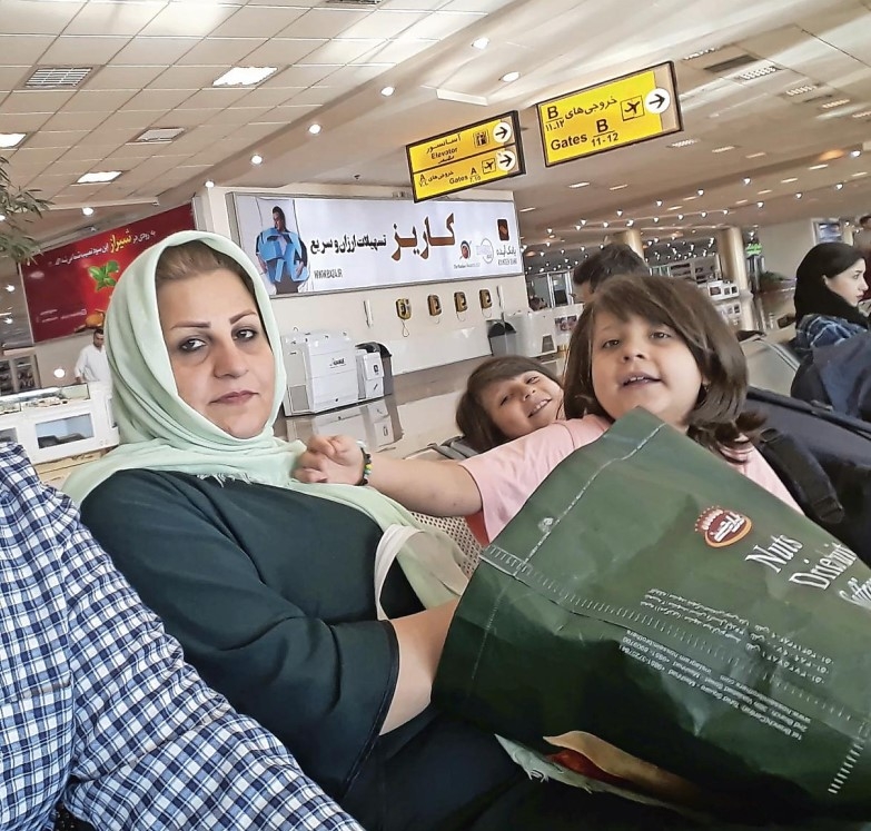 Iranka Samane Fatemeh Reihani za "Avaz": Prestanite ubijati žene i djecu!