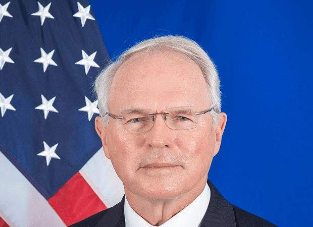 Ambasador SAD-a u Srbiji: Srbi da se vrate u institucije, a Kosovo da poštuje obaveze