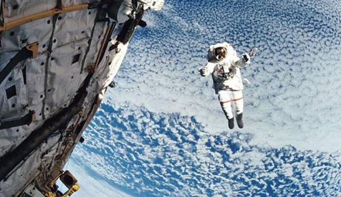 Ruski astronauti počeli radove u otvorenom svemiru