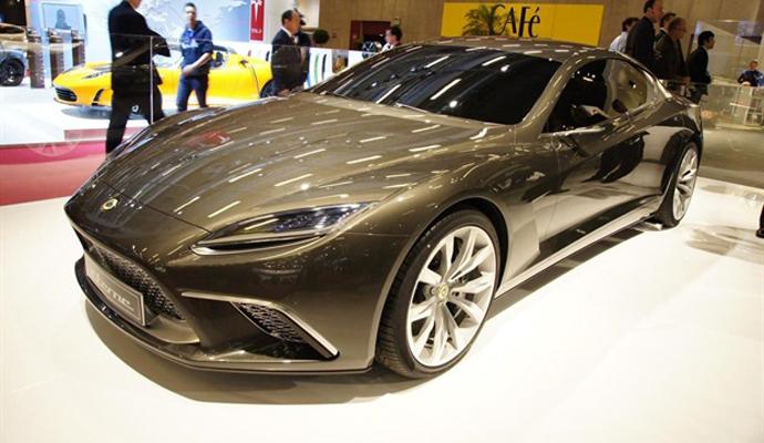 Lotus radi na crossoveru i limuzini