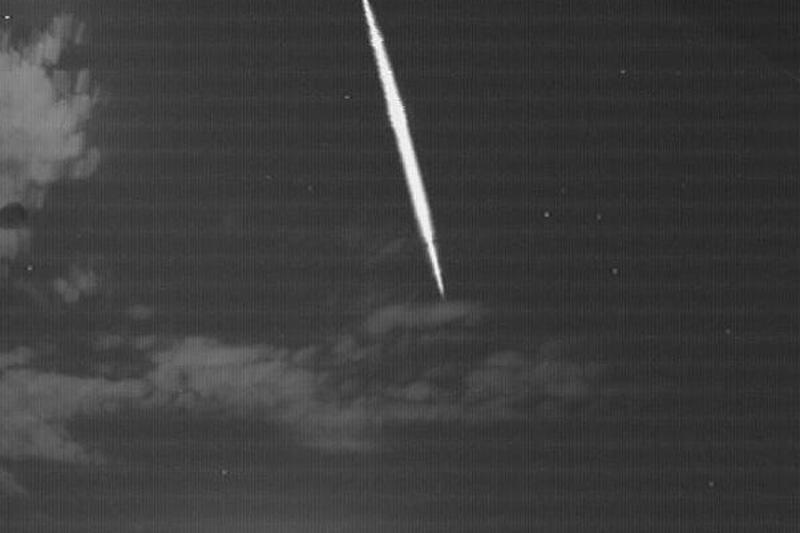 Ogroman i  sjajan meteor bolid preletio iznad BiH