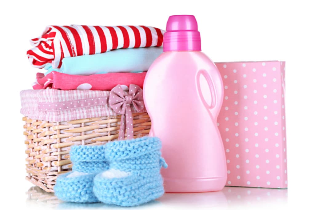 Napravite vlastiti omekšivač za veš s mirisom po želji