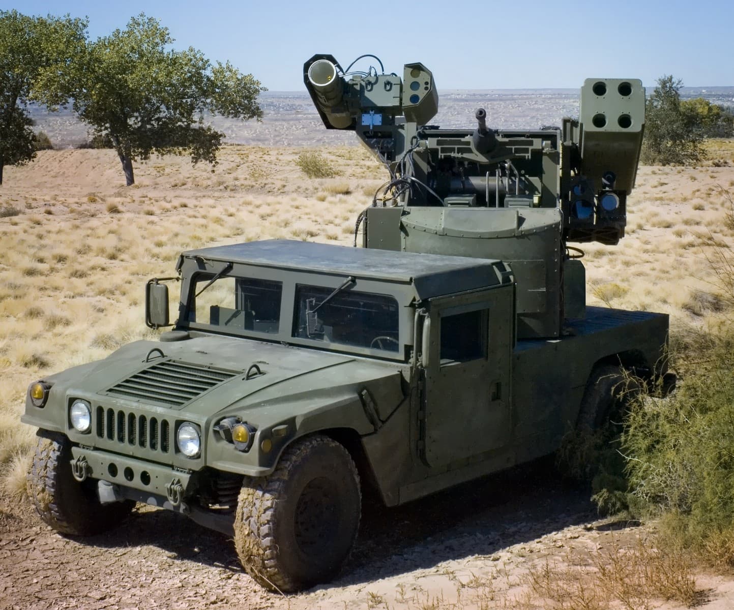 Američko oružje budućnosti "GBAD" će laserom s vozila skidati dronove s neba