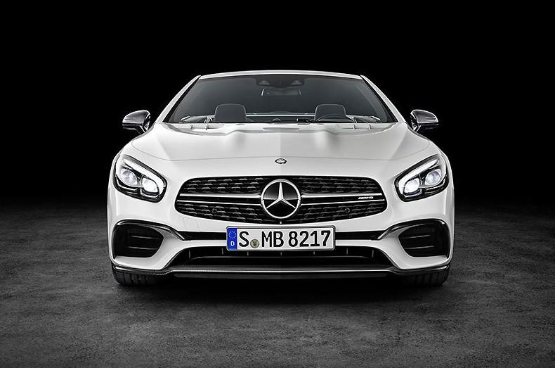 Procurile prve fotografije Mercedesa Benz SL