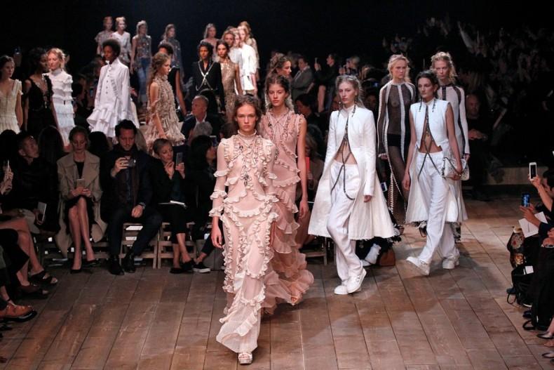 Alexander McQueen seli u London