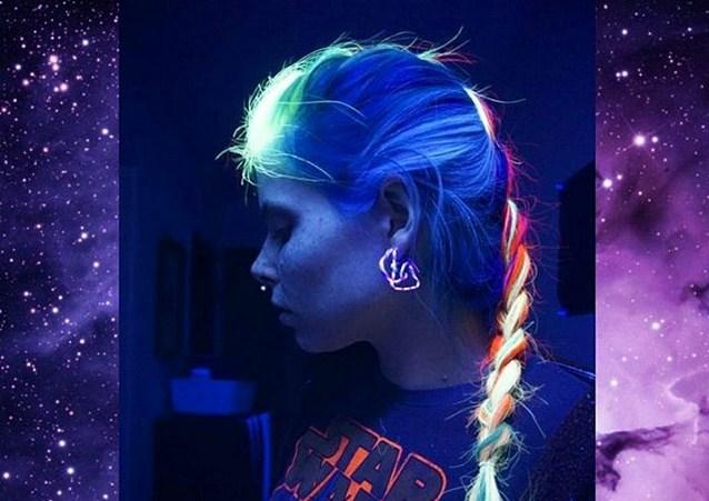 NOVI TREND Instagram osvaja manija fluorescentne kose!
