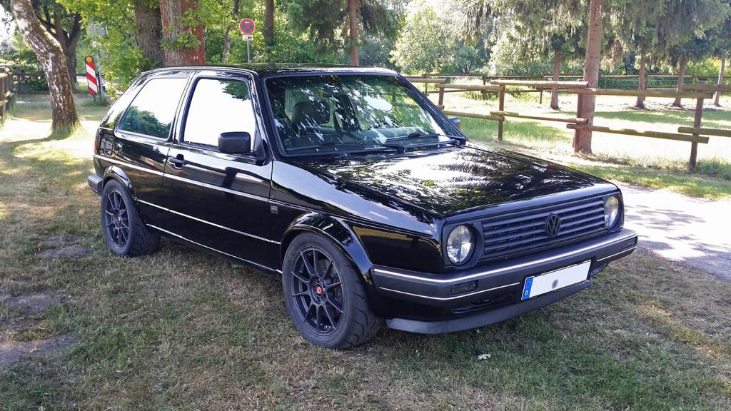 ZVIJER NA ČETIRI TOČKA Brutalna Golf dvojka s 1.233 konjske snage!