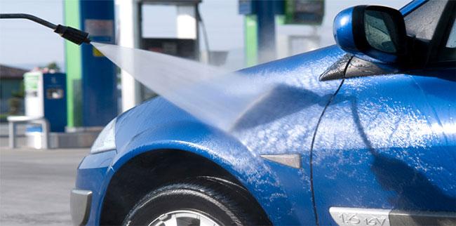 Stiglo je proljeće, a ovih 7 stvari morate uraditi na automobilu!