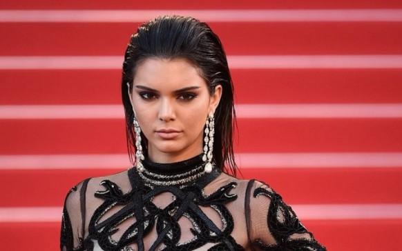 Kendall Jenner provokativnom haljinom izazvala pometnju u Kanu