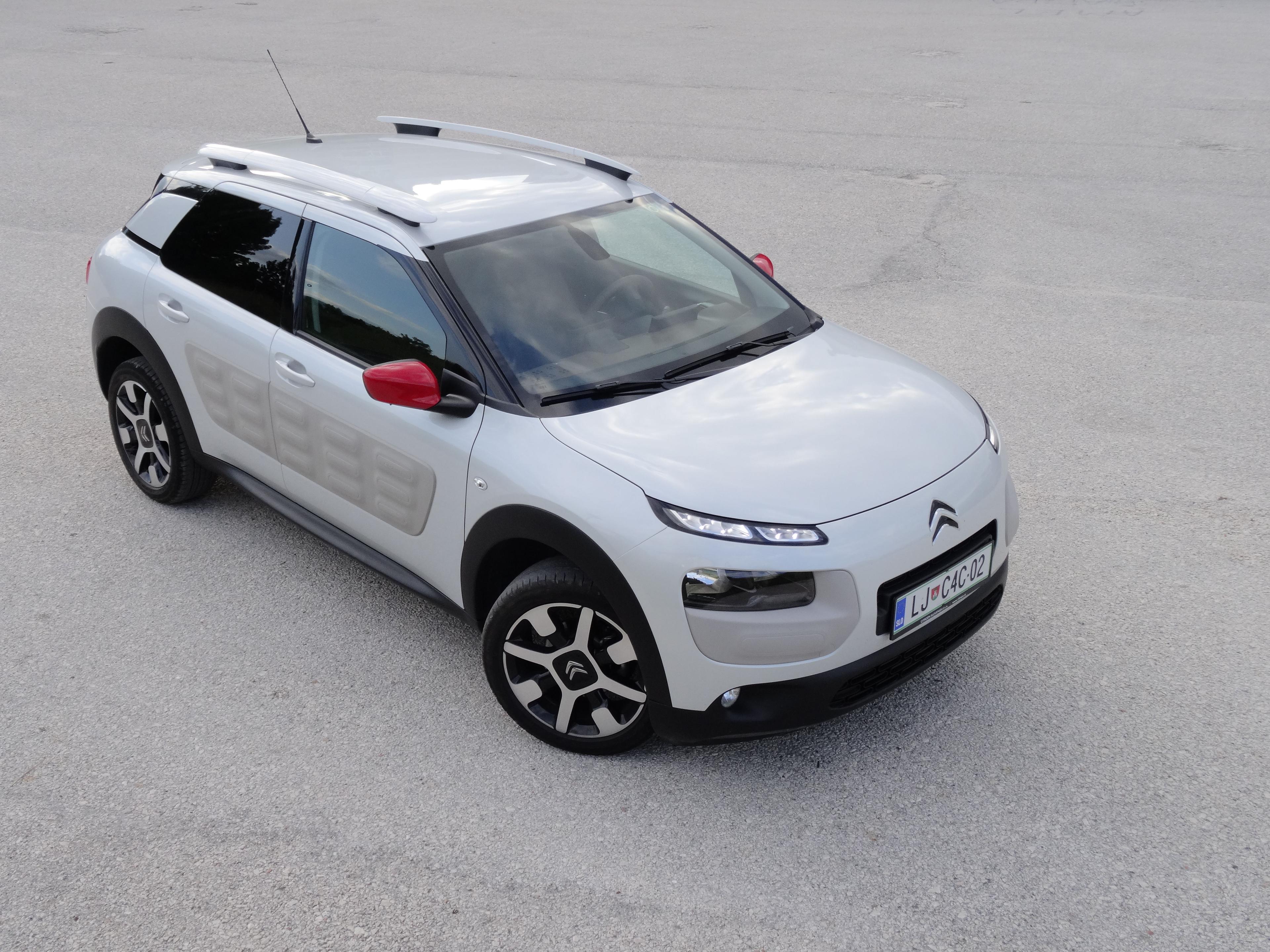 Testirali smo Citroen C4 Cactus Shine PureTech 82