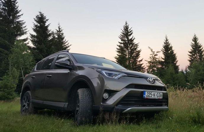 Testirali smo Toyota RAV4 D-4D 2WD Executive