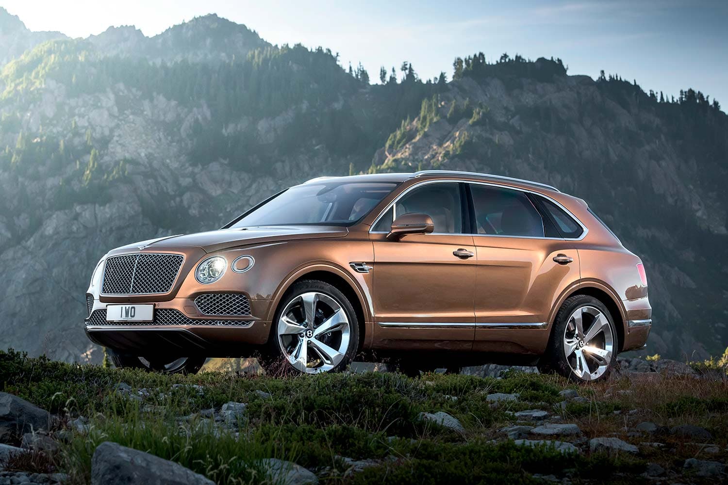 Zašto Bentley Bentayga košta čak 250.000 američkih dolara? (FOTO/VIDEO)