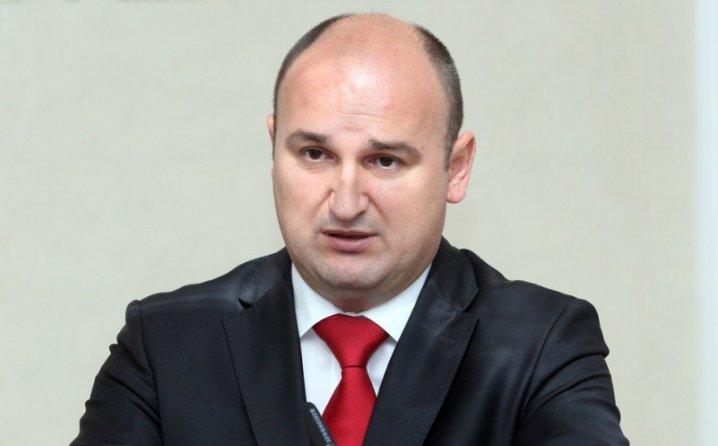 Bivši premijer RS u šok sobi: Aleksandar Džombić dovezen u bolnicu s teškim povredama glave