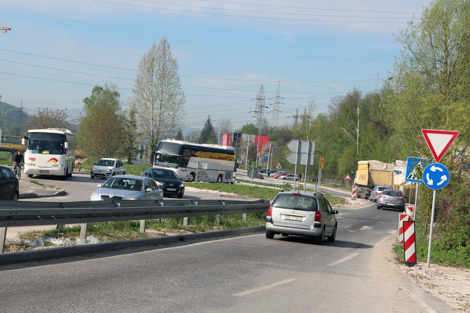 Tuzla: Niko ne zna kad će biti nastavljeni radovi na dionici Siporeks - Šićki Brod