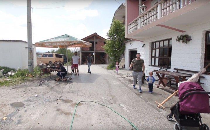 {AVAZ TV} Ko ima para njemu je Đurđevdan, ko nema - njemu nije