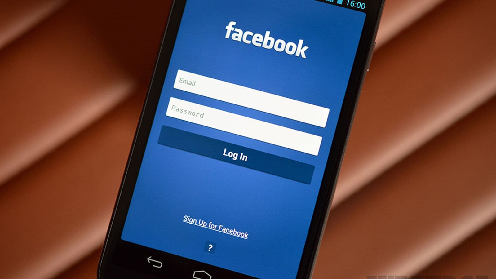Smrt nakon objave: Policija nas upozorava kako Facebook može biti opasan