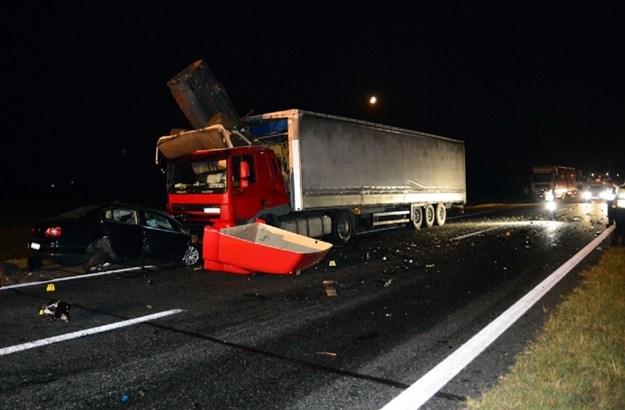 U sudaru kod Slavonskog Broda poginula jedna osoba