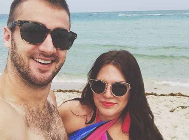 Poruka jednog muža: Ne uklapajte se u kalup, prava žena nije porno zvijezda