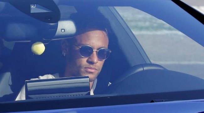 Oglasio se Neymar nakon transfera: Ambicija PSG-a je presudila da dođem u ovaj klub