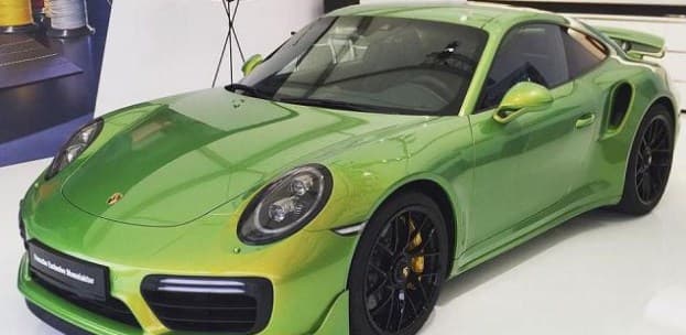 Ova farba košta koliko i Porsche 911 Carrera