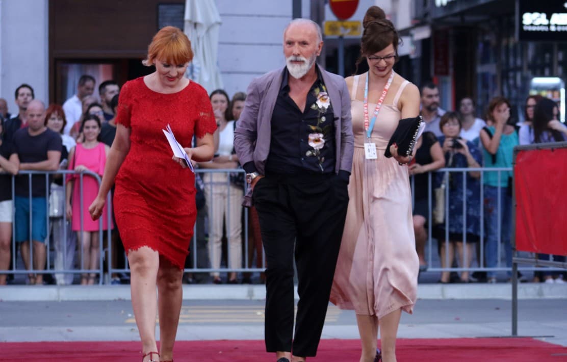 Prije premijere filma "Sofijin sin": Dino Merlin prošetao crvenim tepihom