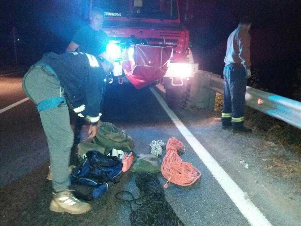 Izašao iz autobusa pa pao u provaliju duboku 70 metara