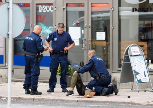 Uhapšeno pet osoba zbog napada nožem u Finskoj: Bili u kontaktu sa glavnim osumnjičenim