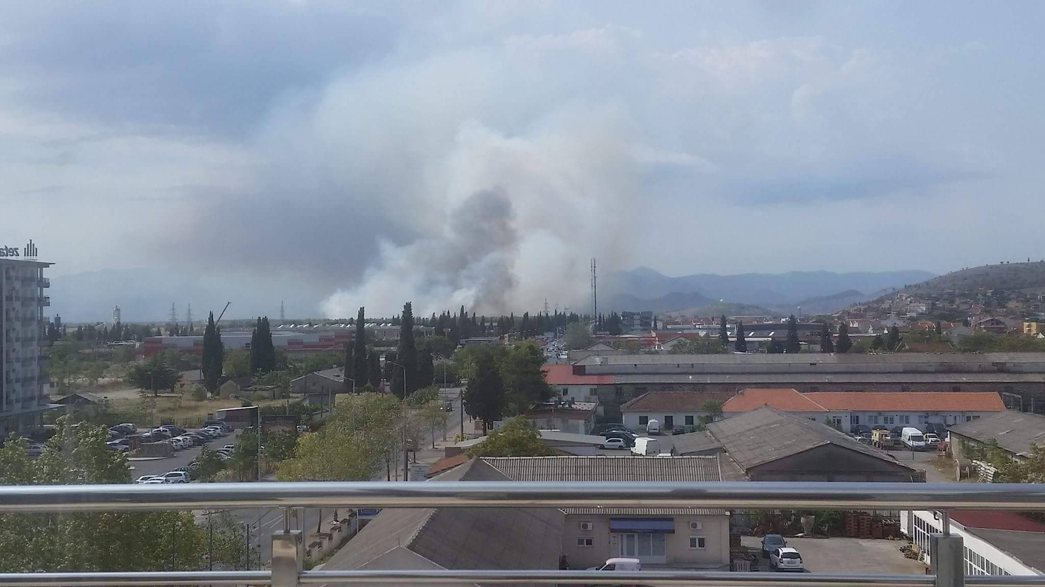Veliki požar u Podgorici, nadležni vjeruju da je podmetnut