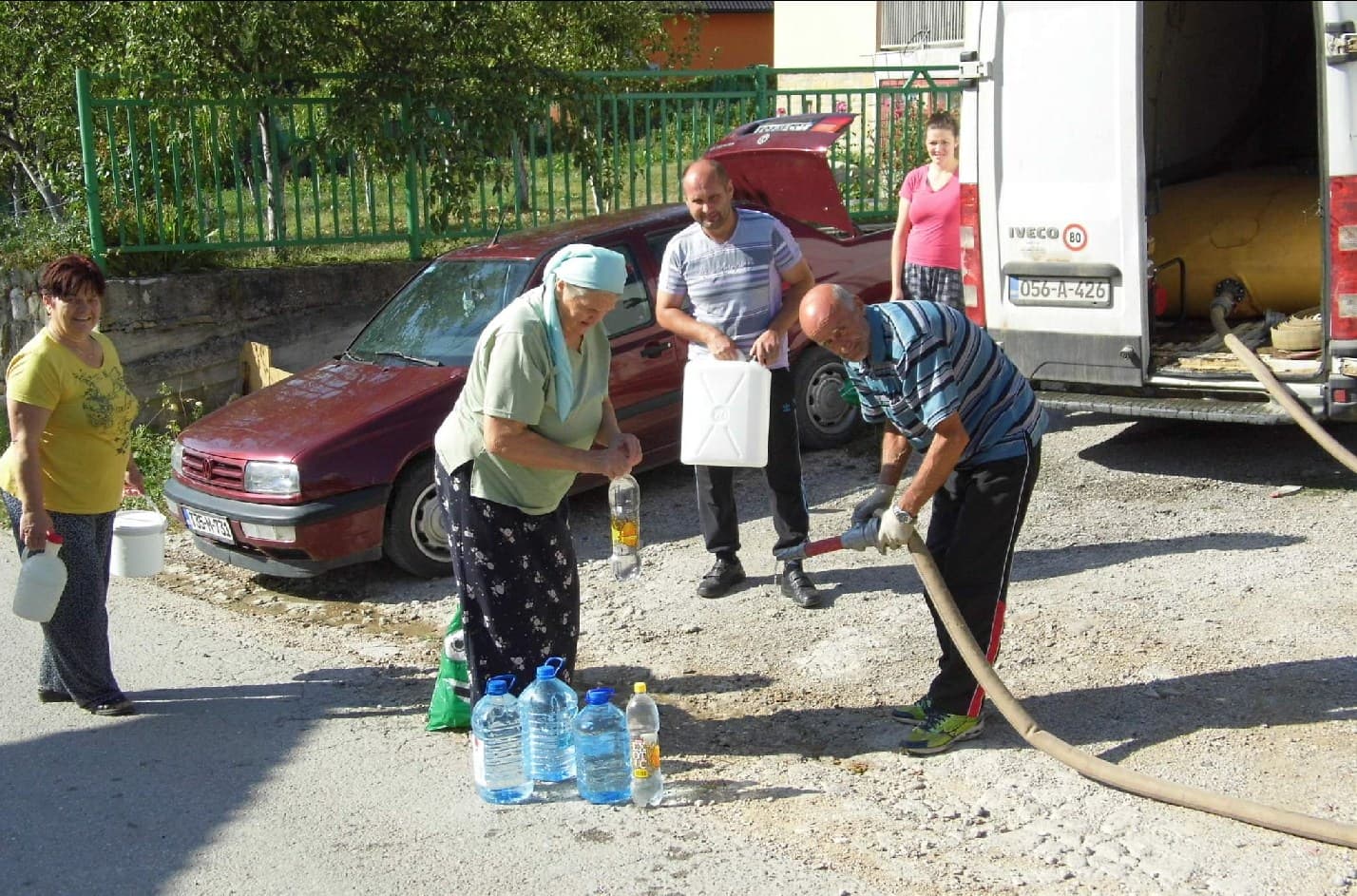 Vogošća: Mještanima cisterna dovozi vodu za piće
