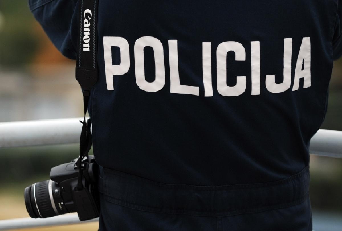 Slovenija: Pohotna profesorica pune dvije godine bila u vezi sa svojim učenikom