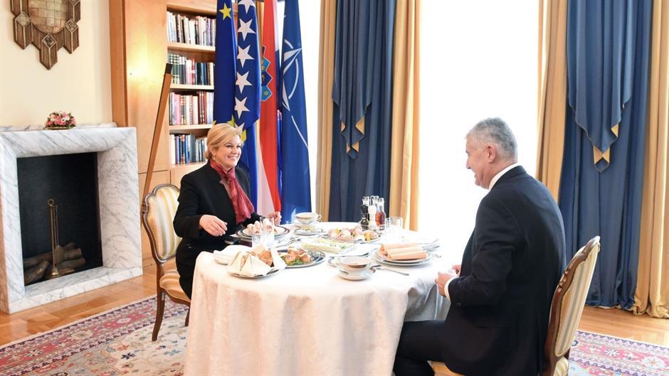 Susret Čović - Grabar Kitarović: Izborni zakon prioritet