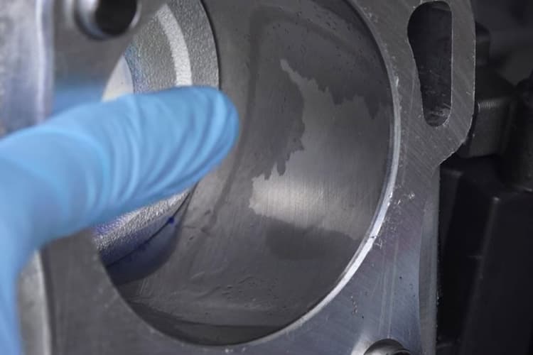 Da li je zaista potrebno zagrijavati motor prije vožnje