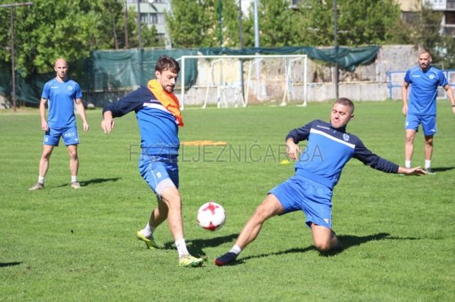 Plavi se u dobrom raspoloženju pripremaju za Krupu