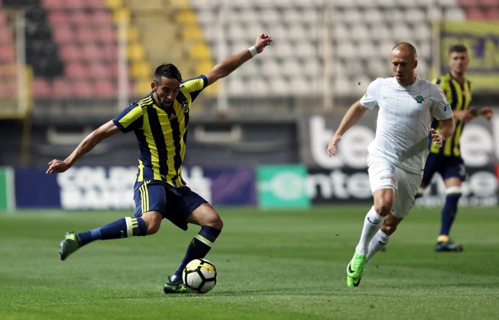 Poraz Fenerbahčea s devetoricom igrača