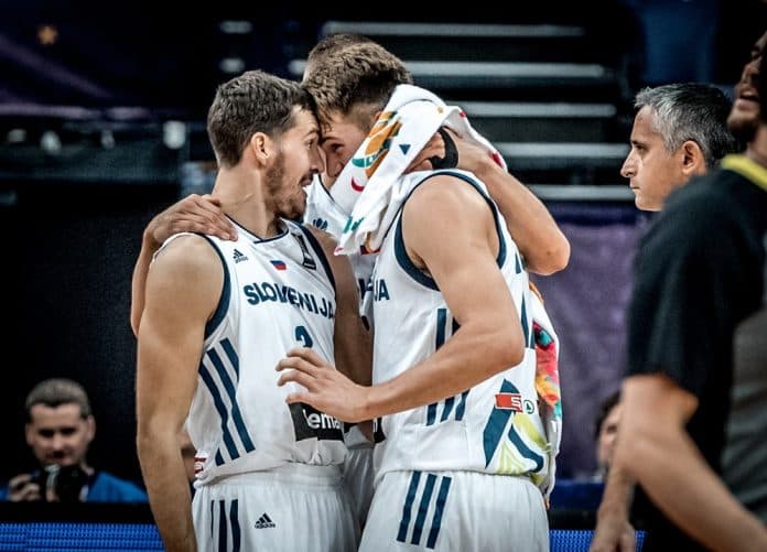 Dončićeve patike prodate za 30.000 eura