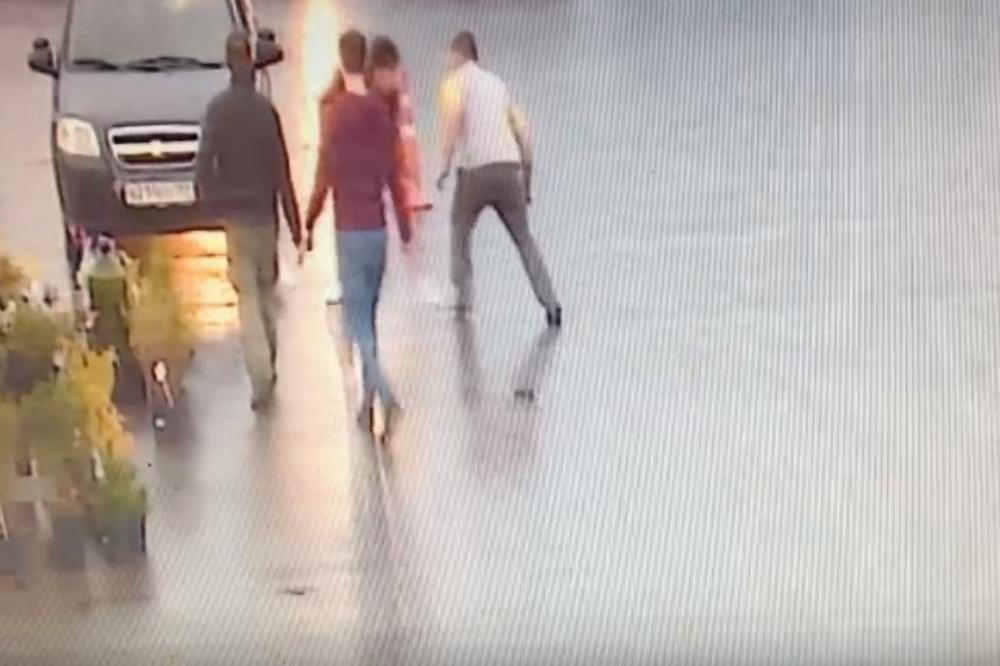 Ubistvo usred bijela dana: Izbo frizera jer mu se nije svidjela frizura