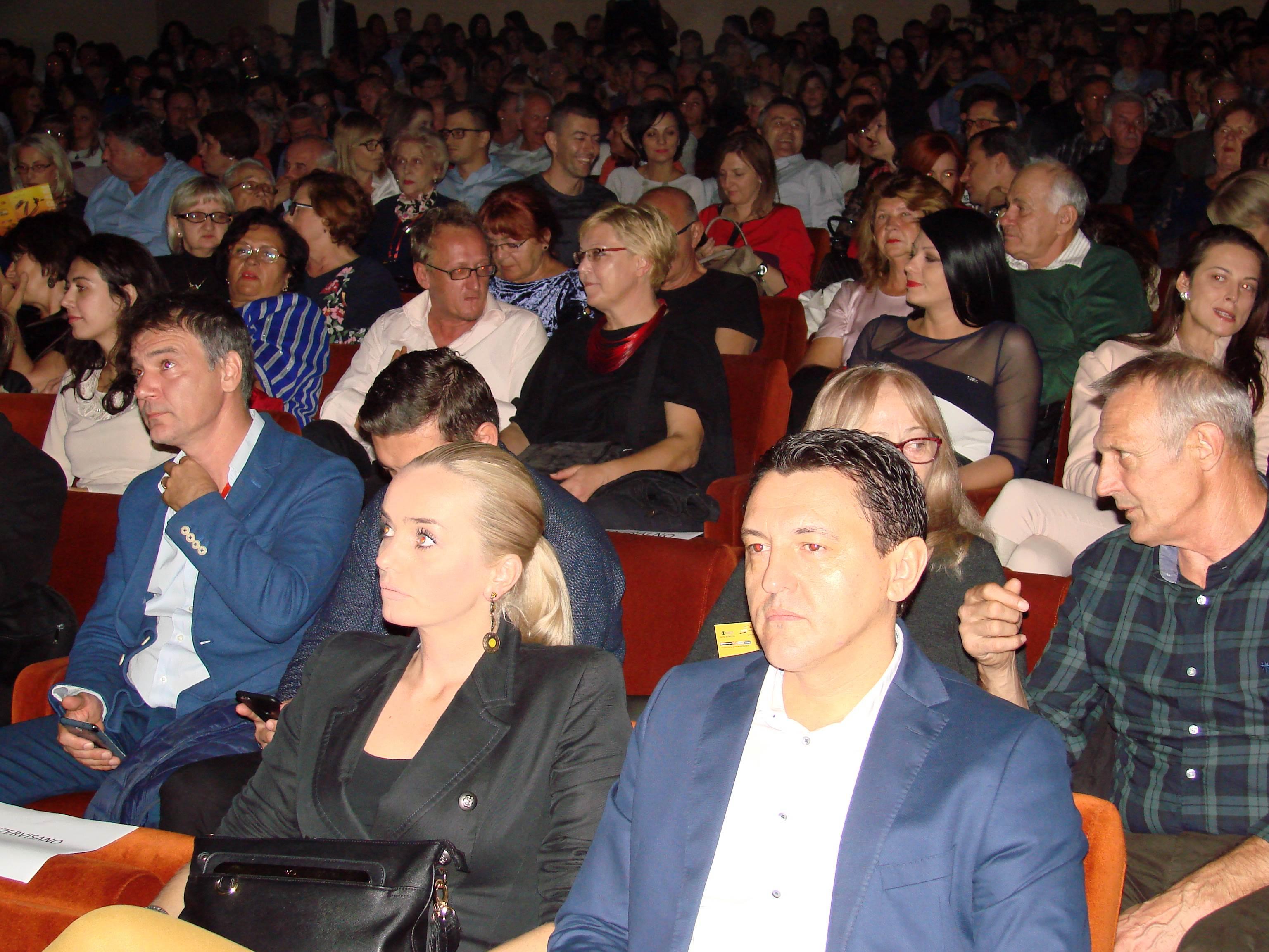 Projekcijom filma „Žaba“ počeo Šesti Tuzla film festival: U takmičarskom dijelu programa bit će prikazano 95 filmskih ostvarenja