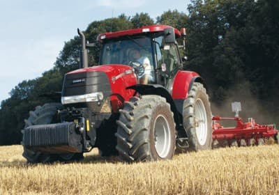 Rastavili traktor, ukrali motor i prednje točkove