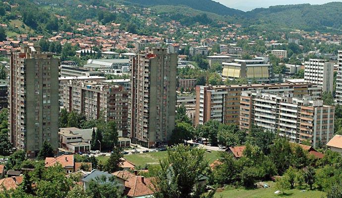 Tuzlaci uoči presude zločincu Mladiću: Da može smrtna kazna, to bi najbolje bilo...
