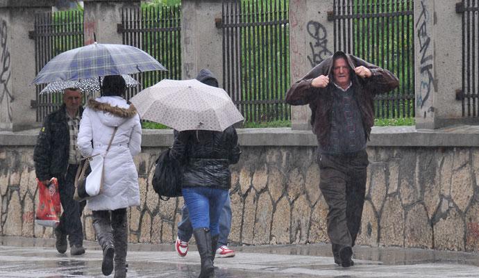 Oblačno s kišom, temperature do 16 stepeni