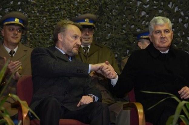 Kako su se u Rajlovcu pozdravili Čović i Izetbegović