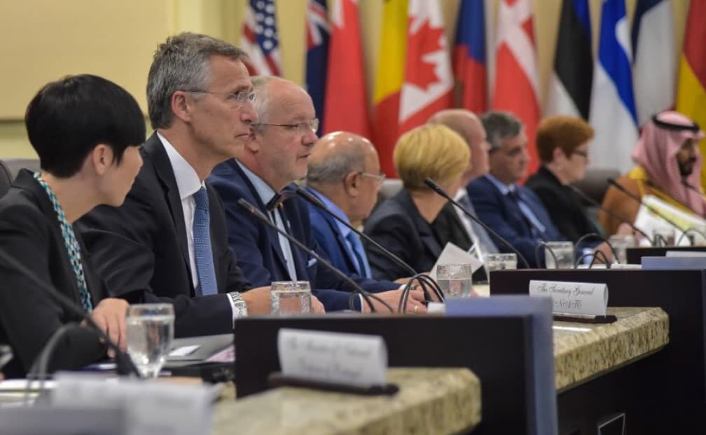 Stoltenberg: Dijalog NATO-a i Rusije intenzivirat će se u 2018.