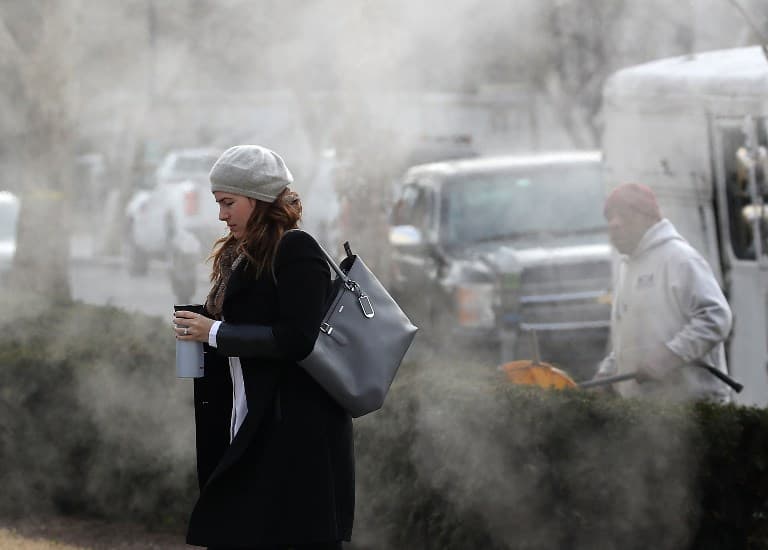 Oluja hara Amerikom: Nakon 30 godina Floridu prekrio snijeg, sjeveroistoku zemlje prijeti "meteorološka bomba"