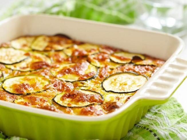 Čarolija okusa: Pita s tikvicama i paradajzom