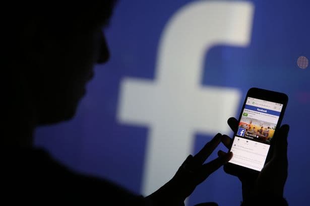 Facebook bi jako volio da zna s kim spavate