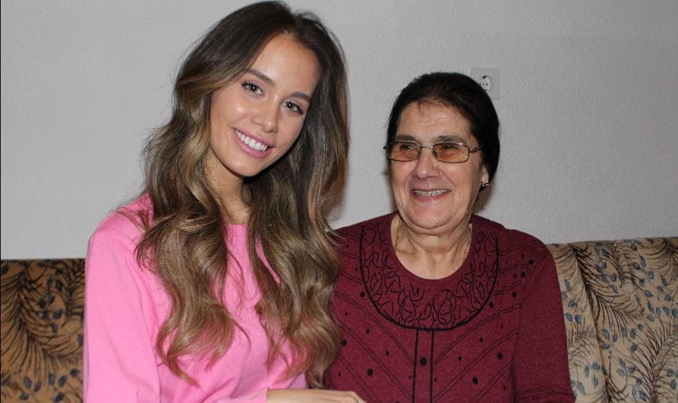 Miss Australije uživa kod nane u Gračanici
