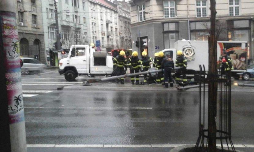 Teška saobraćajna nesreća u Beogradu, od 14 povrijeđenih, troje u teškom stanju