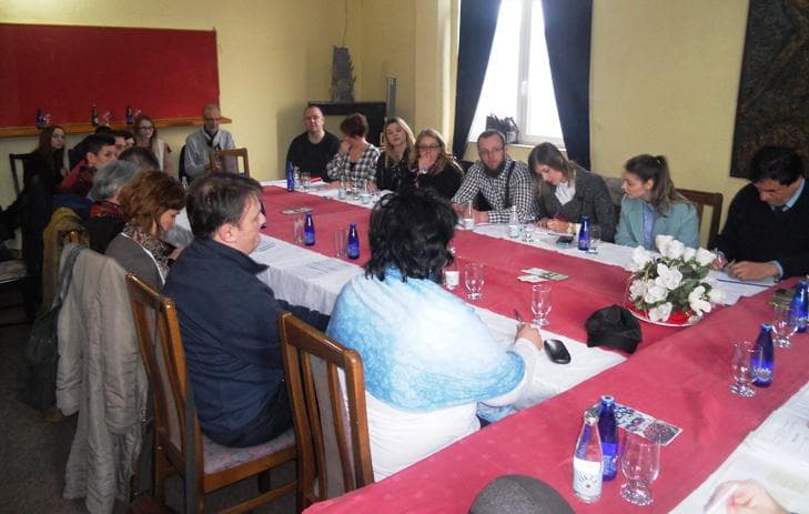 Sastanak u Bugojnu: Problem nasilja u porodici i nad ženama