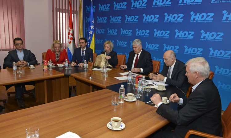 Dnevni avaz